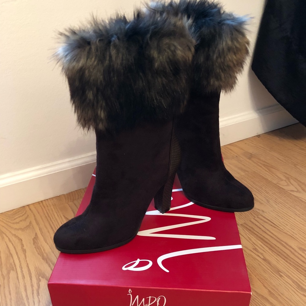NIB Impo Ovada Brown faux fur booties